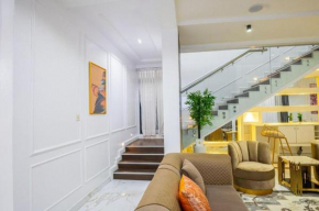 EXECUTIVE LUXURY PREMIUM DUPLEX APARTMENTS